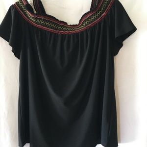 WHITE HOUSE AND BLACK MARKET   SIZE L